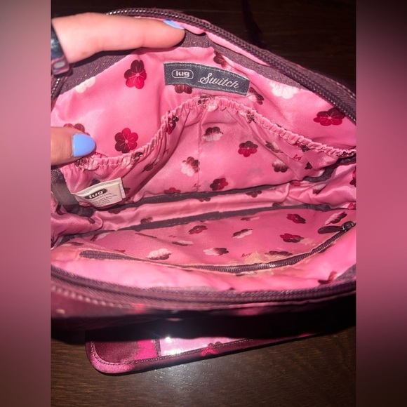 Lug “Switch” Convertible Crossbody Shibori Wine Bag Excellent Conditon - Picture 5 of 7